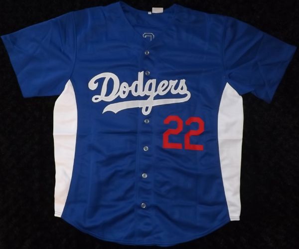 CLAYTON KERSHAW SIGNED L.A. DODGERS JERSEY