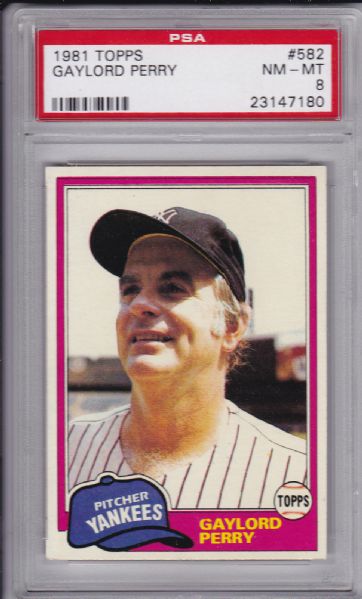 1981 TOPPS #582 GAYLORD PERRY MINT PSA 8