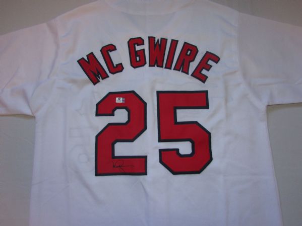 MARK MCGWIRE SIGNED ST. LOUIS CARDINALS JERSEY