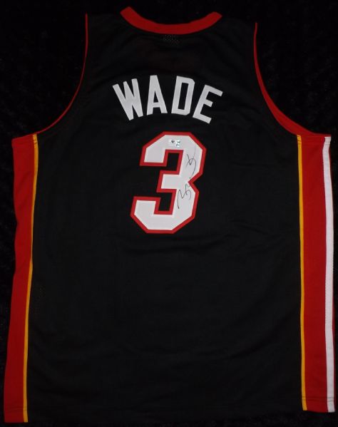 DWYANE WADE SIGNED MIAMI HEAT JERSEY