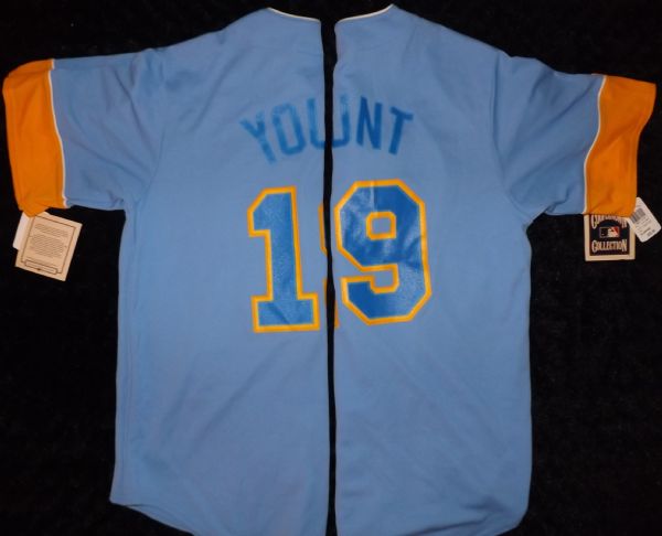 ROBIN YOUNT BREWERS JERSEYS COOPERSTOWN COLLECTION LOT OF 2 W/TAGS